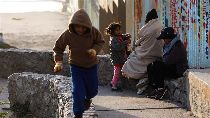 O ülkeden göçmenlere geri dön teşviki: Ülkeyi terk edene 1,7 milyon TL verilecek