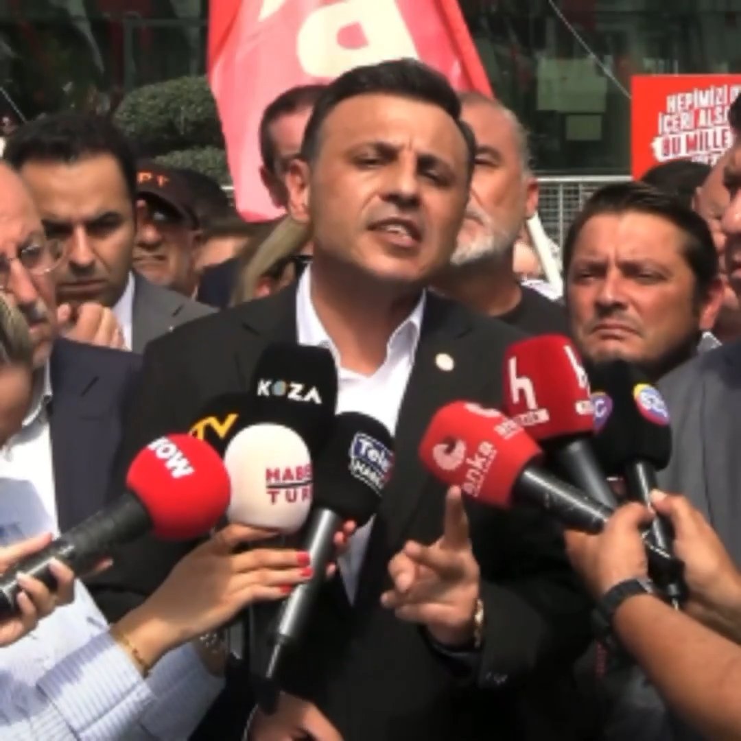 Yeni Parti İstanbul İl Başkanı Özgür Çelik