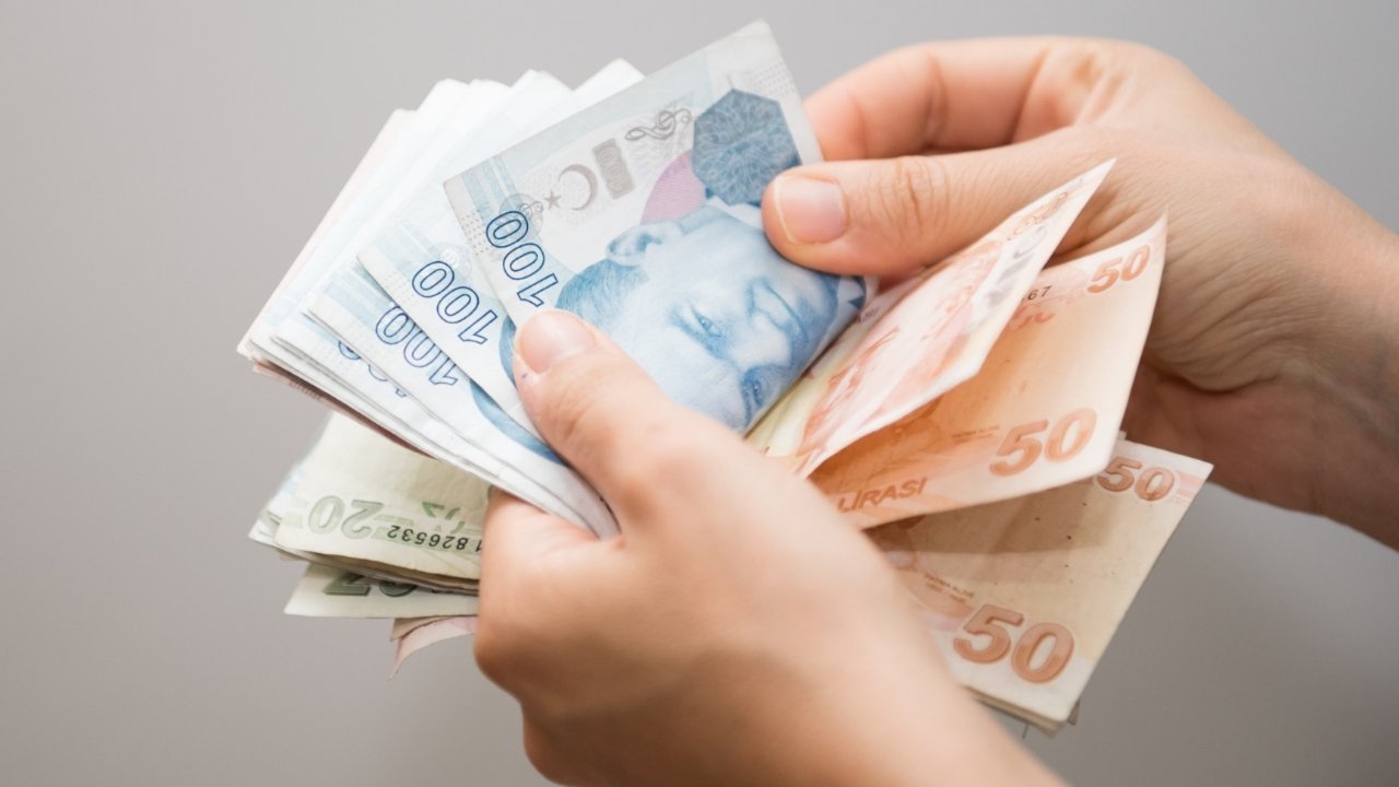 Polis, öğretmen, doktor... İşte OVP'ye göre meslek meslek zamlı memur maaşları 