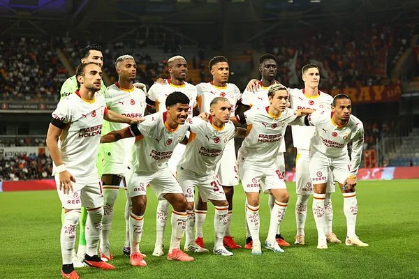 Sporting-Galatasaray maçı nerede izlenir, hangi kanalda? Şampiyonlar Ligi şifresiz canlı yayın bilgileri