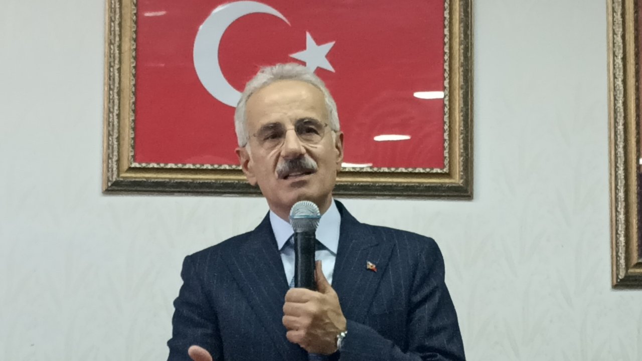 Ulaştırma Bakanı Uraloğlu'ndan seçim açıklaması: İnşallah Cumhurbaşkanımızı yeniden seçeceğiz