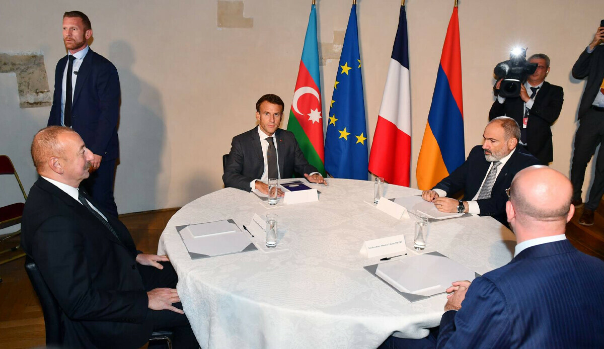 Aliyev, Paşinyan, Macron ve Michel 4'lü görüşme yaptı Aliyev, Paşinyan, Macron ve Michel 4'lü görüşme yaptı