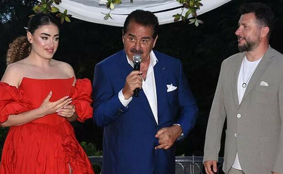 Kına gecesinde gözyaşlarını tutamadı! İşte Dilan Çıtak Tatlıses’in duygusal anları… Kına gecesinde gözyaşlarını tutamadı! İşte Dilan Çıtak Tatlıses’in duygusal anları…