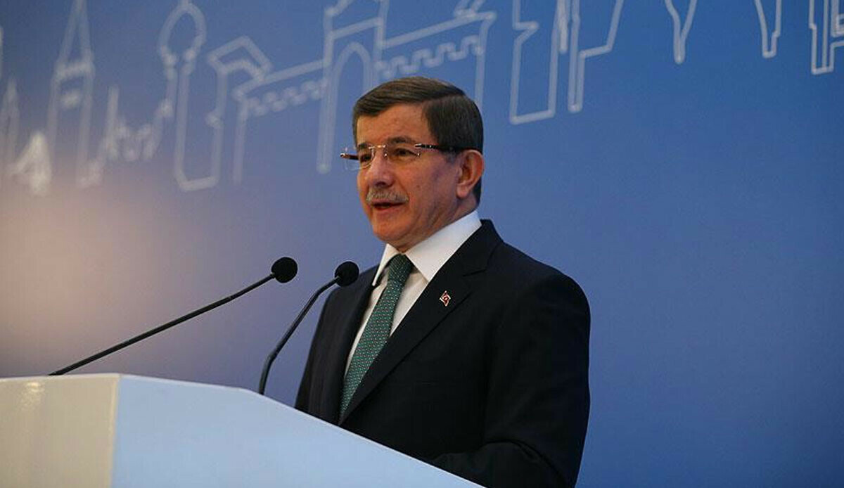 Davutoğlu, Cumhurbaşkanı Erdoğan'dan başörtüsü için randevu talep etti Davutoğlu, Cumhurbaşkanı Erdoğan'dan başörtüsü için randevu talep etti