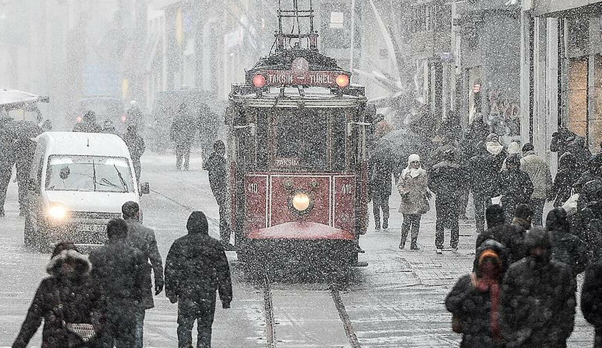 Kar ne zaman yağacak? &#039;La Nina&#039;yı işaret eden Prof. Dr. Orhan Şen tarih verdi