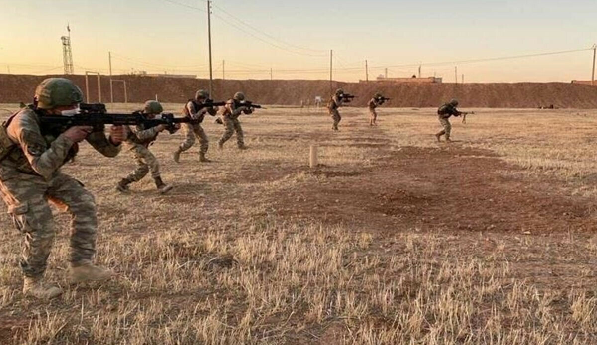 Fırat Kalkanı bölgesinde 4 PKK'lı terörist etkisiz hale getirildi Fırat Kalkanı bölgesinde 4 PKK'lı terörist etkisiz hale getirildi