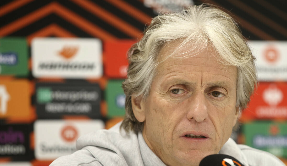 Jorge Jesus AEK Larnaca - Fenerbahçe maçı öncesi provokatörlere cevabını verdi Jorge Jesus AEK Larnaca - Fenerbahçe maçı öncesi provokatörlere cevabını verdi