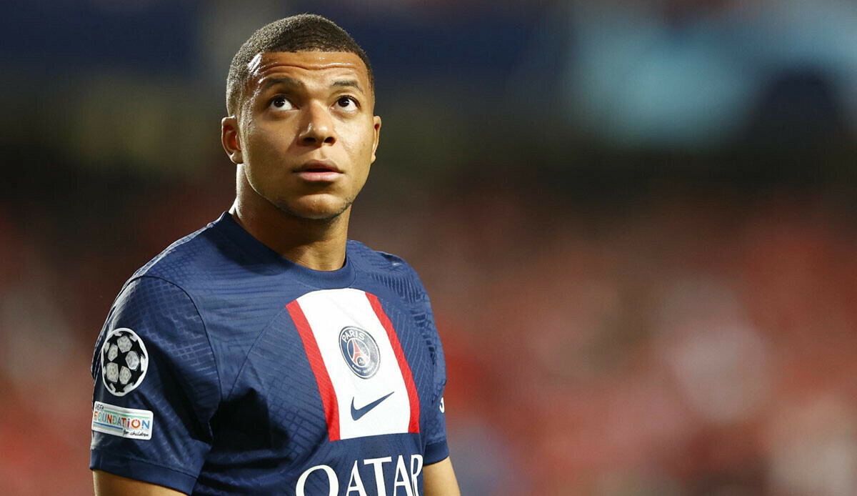 Mbappe PSG'den ayrılıyor mu? Real Madrid'den yeni açıklama Mbappe PSG'den ayrılıyor mu? Real Madrid'den yeni açıklama