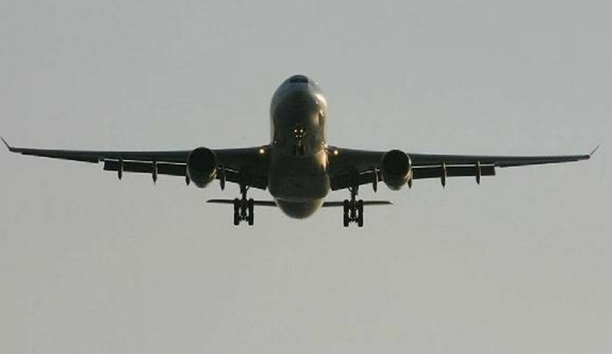 Dalaman'dan giden yolcu uçağında bomba ihbarı! Savaş jetleriyle iniş yaptı Dalaman'dan giden yolcu uçağında bomba ihbarı! Savaş jetleriyle iniş yaptı