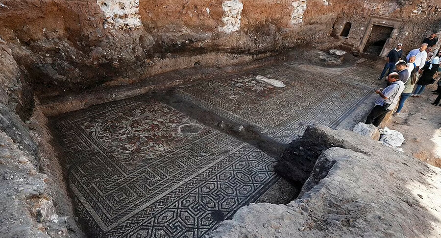 Suriye'de 'tarih' bulundu: Tam 1600 yıllık! Truva'ya dair en net tasvir