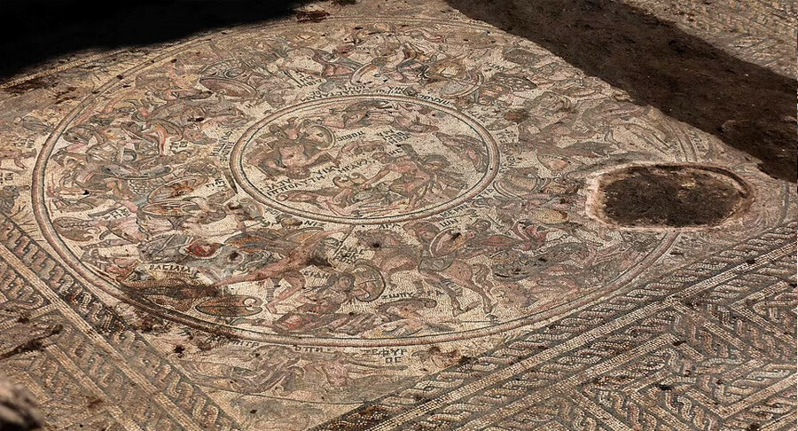 Suriye'de 'tarih' bulundu: Tam 1600 yıllık! Truva'ya dair en net tasvir