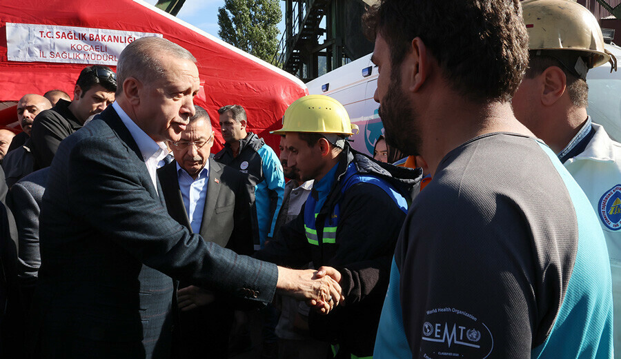 Son dakika! Cumhurbaşkanı Erdoğan Bartın'da açıkladı: Can kaybı 41'e yükseldi Son dakika! Cumhurbaşkanı Erdoğan Bartın'da açıkladı: Can kaybı 41'e yükseldi