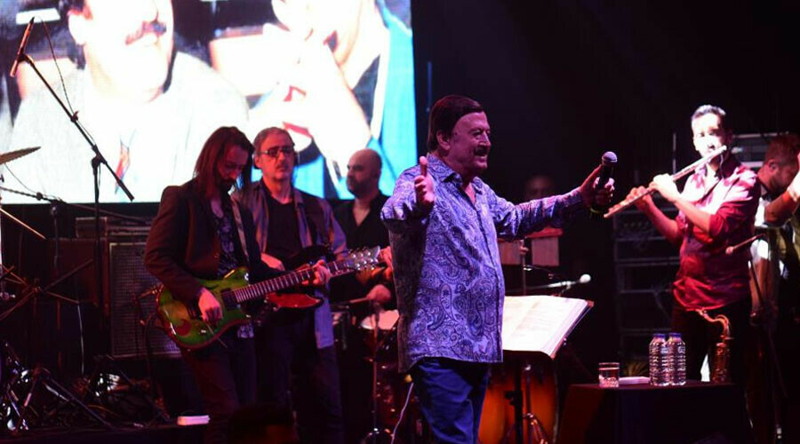 Selami Şahin’den ölen madencilerin ailelerine yardım