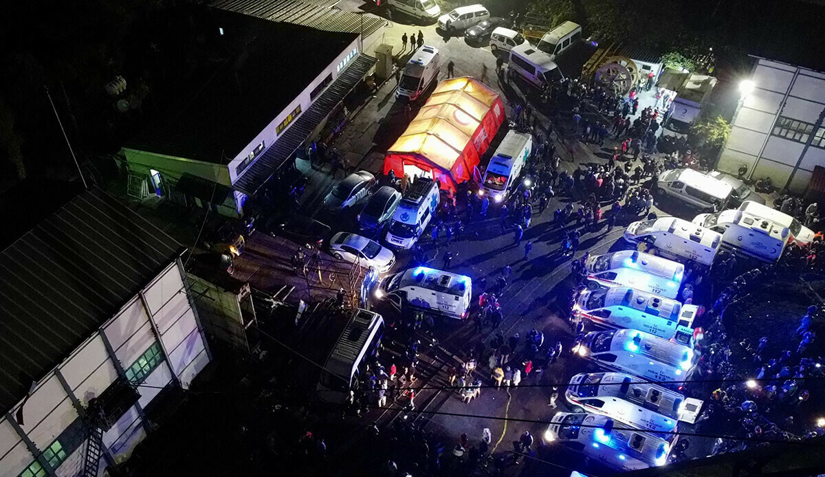 En çaresiz bekleyiş....Bartın'da yaralan madencinin ailesi konuştu: Bu acı anlatılamaz En çaresiz bekleyiş....Bartın'da yaralan madencinin ailesi konuştu: Bu acı anlatılamaz