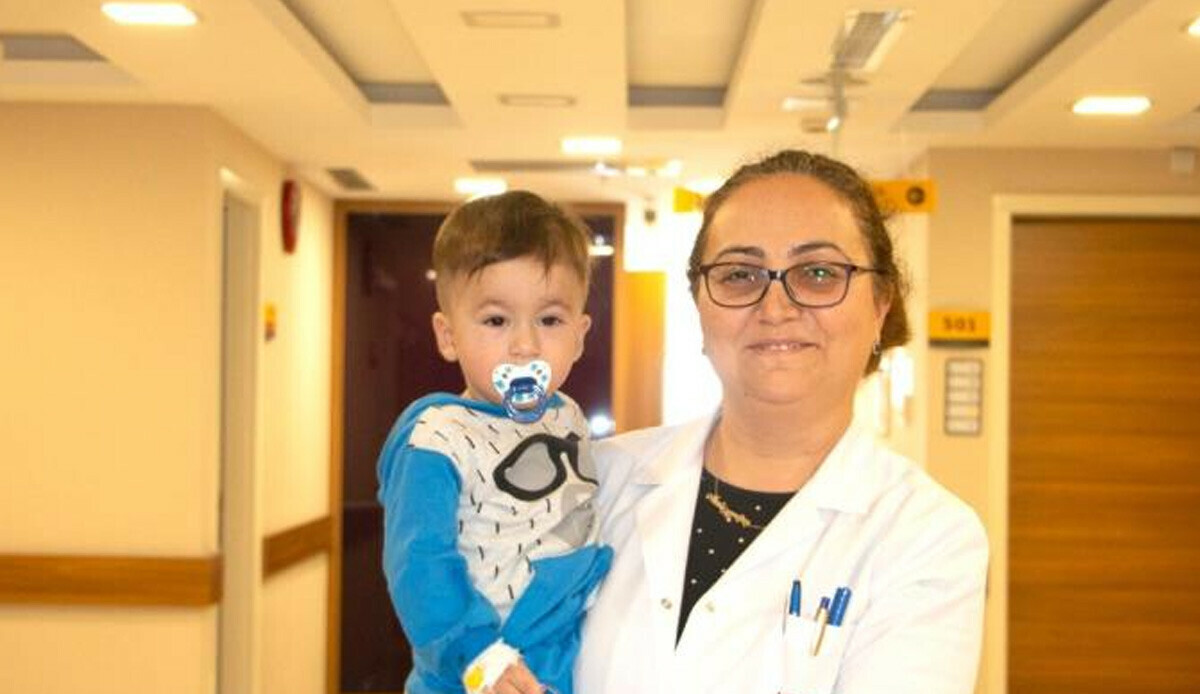 Annesi fark edip hastaneye götürdü, çocuğun midesinden çıkanlar şaşırttı Annesi fark edip hastaneye götürdü, çocuğun midesinden çıkanlar şaşırttı