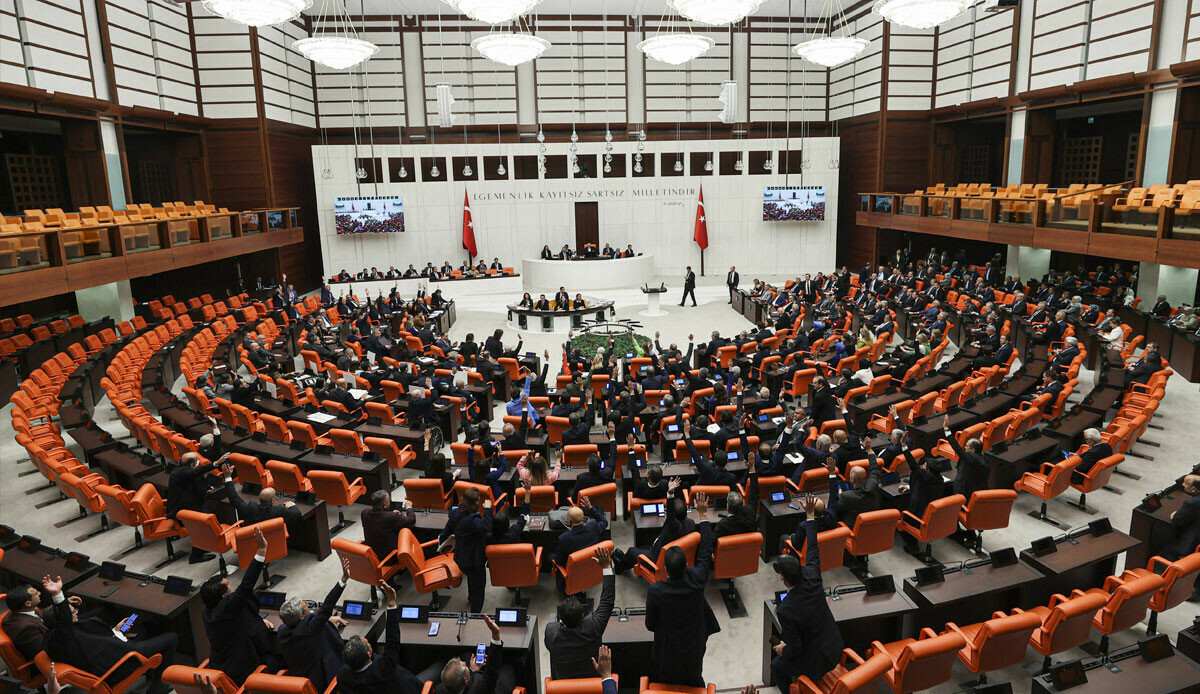 Torba yasa teklifi komisyonda kabul edildi