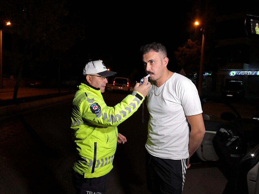 Alkollü sürücü İHA muhabirine saldırdı