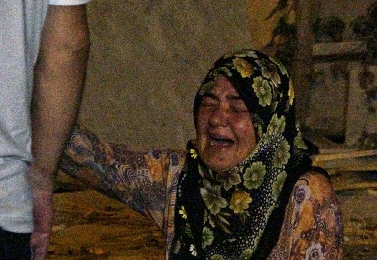 <p>Anne Emine Güç de,<strong> “Krokiyi bırakıp ‘hiçbir yeri aramasınlar, sadece burayı arasınlar’ demişler. Ben burada olduğundan eminim. Hayırlısı neyse o olsun”</strong> diye konuştu.</p>