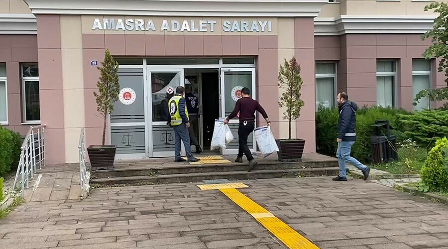 Bartın'daki maden faciası soruşturmasında yeni gelişme: Deliller 15 torba ile adliyede Bartın'daki maden faciası soruşturmasında yeni gelişme: Deliller 15 torba ile adliyede