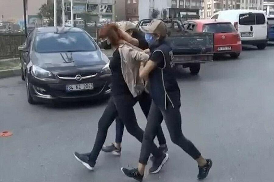 Son dakika: Teröristle fotoğrafları çıkan Semra Güzel'in vekilliğinin düşürülmesinde sona doğru Son dakika: Teröristle fotoğrafları çıkan Semra Güzel'in vekilliğinin düşürülmesinde sona doğru