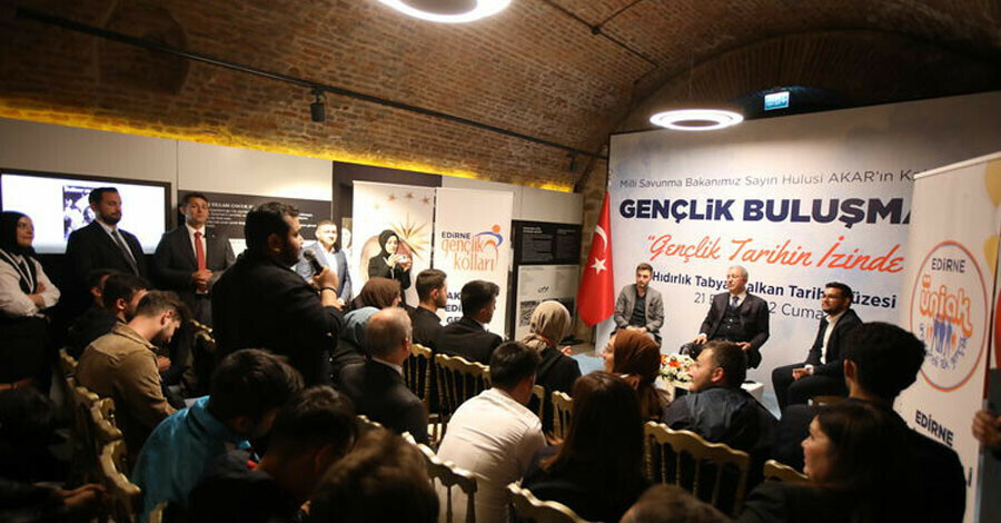 Bakan Akar'dan yerli ve milli savunma sanayi vurgusu: Lüks değil zorunluluk