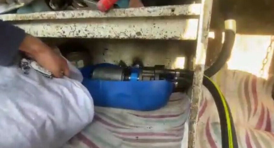 Kurdukları düzenek şoke etti! Park halindeki araçlardan mazot çaldılar