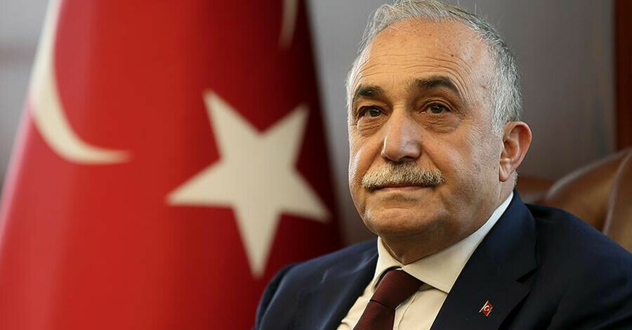 İbrahim Tatlıses'ten çok sert Fakıbaba çıkışı: Gerçek yüzünü açıklayacağım İbrahim Tatlıses'ten çok sert Fakıbaba çıkışı: Gerçek yüzünü açıklayacağım
