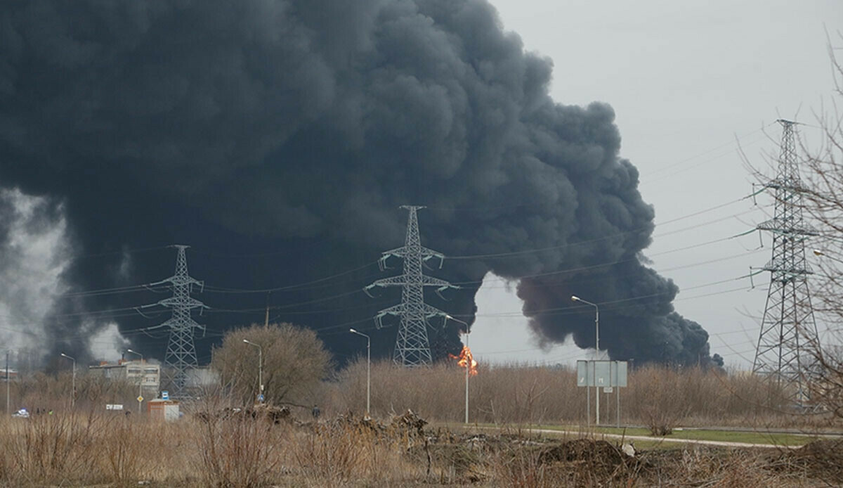 Rusya duyurdu! Ukrayna&#039;nın Dnipro bölgesinde petrol rafinerisi imha edildi