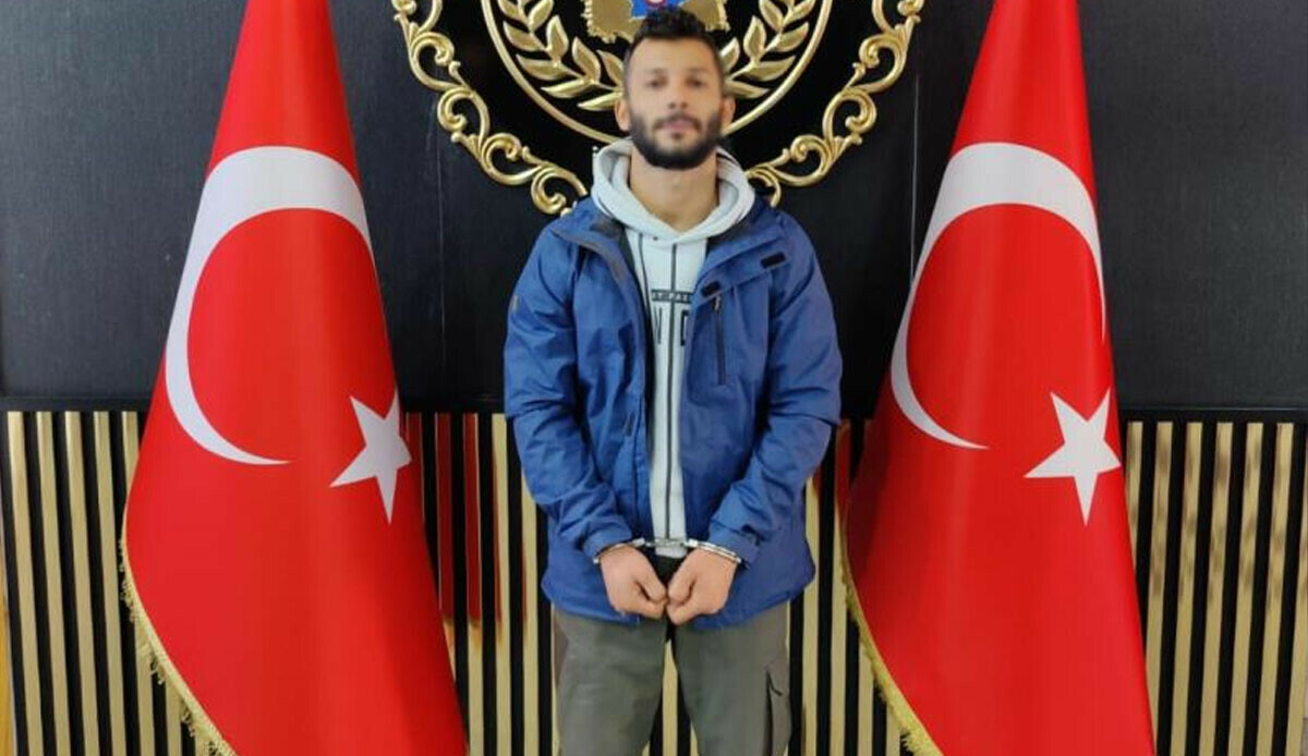 Son dakika... Terörist Murat Karayılan tarafından yazılmış dokümanlar ele geçirildi Son dakika... Terörist Murat Karayılan tarafından yazılmış dokümanlar ele geçirildi