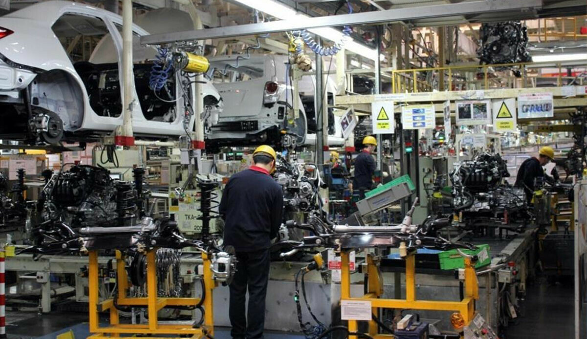 Otomotiv devi Toyota&#039;dan Türkiye&#039;ye dev yatırım: 7 milyar...