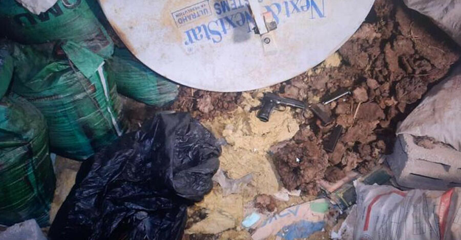 Yüksekova'da zırhlı polis aracına ateş açmışlardı: 3 PKK/KCK'lı terörist yakalandı Yüksekova'da zırhlı polis aracına ateş açmışlardı: 3 PKK/KCK'lı terörist yakalandı