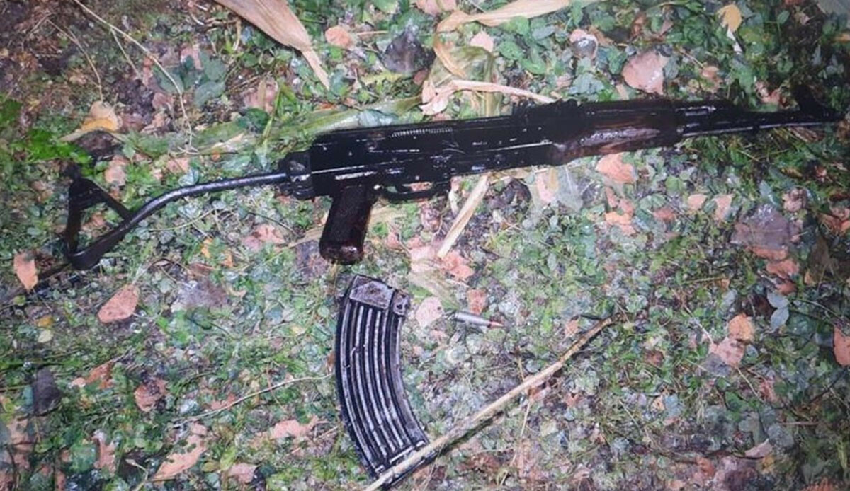 Yüksekova'da zırhlı polis aracına ateş açmışlardı: 3 PKK/KCK'lı terörist yakalandı Yüksekova'da zırhlı polis aracına ateş açmışlardı: 3 PKK/KCK'lı terörist yakalandı