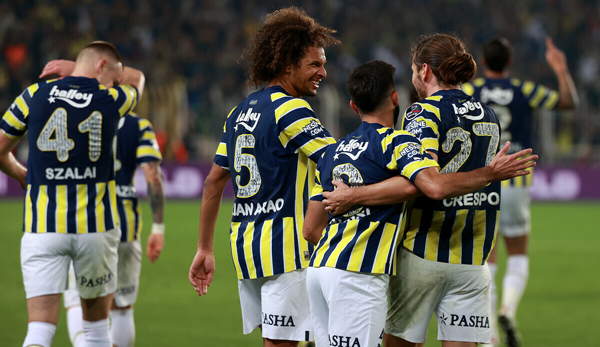 Mekanın sahibi geri geldi! Fenerbahçe liderliğe yükseldi Mekanın sahibi geri geldi! Fenerbahçe liderliğe yükseldi
