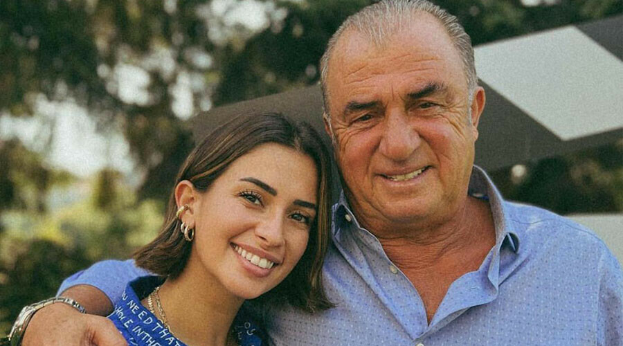 Buse Terim kızının eski ayakkabılarını 2.300 liradan satışa çıkardı, sosyal medyadan tepki yağdı... "Burada yazıyor olmaktan bile utanıyorum" Buse Terim kızının eski ayakkabılarını 2.300 liradan satışa çıkardı, sosyal medyadan tepki yağdı... "Burada yazıyor olmaktan bile utanıyorum"