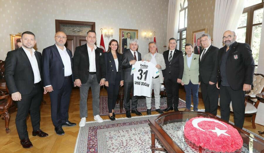 Ahmet Nur Çebi Galatasaray-Beşiktaş derbisinde hakem kaygısını dile getirdi: 