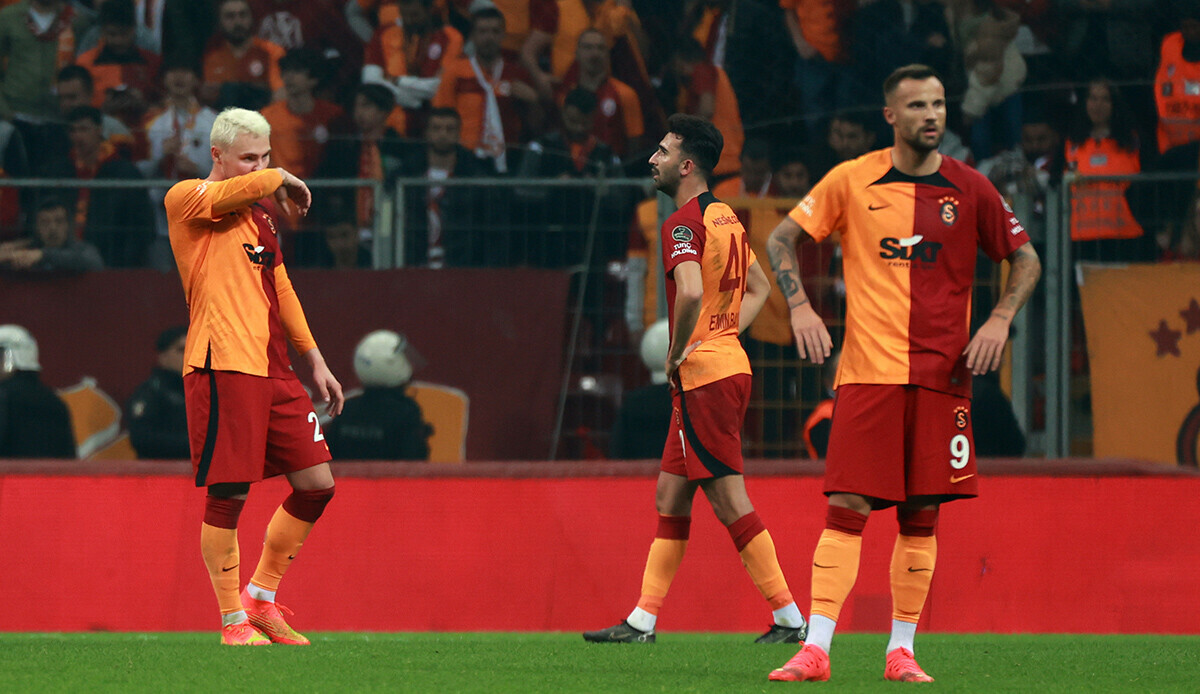 Cimbom kırmızıda durdu! 'Fark geliyor' denen maçta bir puana razı oldu Cimbom kırmızıda durdu! 'Fark geliyor' denen maçta bir puana razı oldu