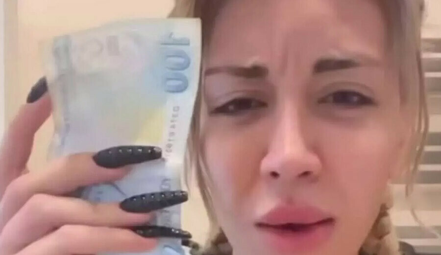 Türk lirasını klozete attığı için gözaltına alınan sosyal medya fenomeni Mika Can Raun serbest kaldı Türk lirasını klozete attığı için gözaltına alınan sosyal medya fenomeni Mika Can Raun serbest kaldı