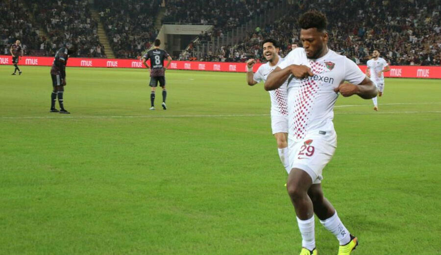 Beşiktaş 0-1 önde başladığı Hatayspor deplasmanında 2-1 mağlup oldu, gözler yönetime çevrildi Beşiktaş 0-1 önde başladığı Hatayspor deplasmanında 2-1 mağlup oldu, gözler yönetime çevrildi
