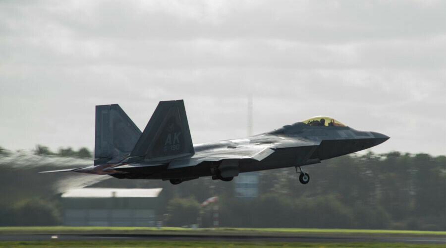 NATO'nun Avrupa'da nükleer caydırıcılık tatbikatına Türk savaş pilotu damga vurdu NATO'nun Avrupa'da nükleer caydırıcılık tatbikatına Türk savaş pilotu damga vurdu