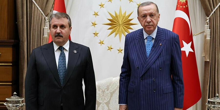 BBP Lideri Destici'den dikkat çeken başörtüsü düzenlemesi açıklaması:  İYİ Parti bunu destekleyecek
