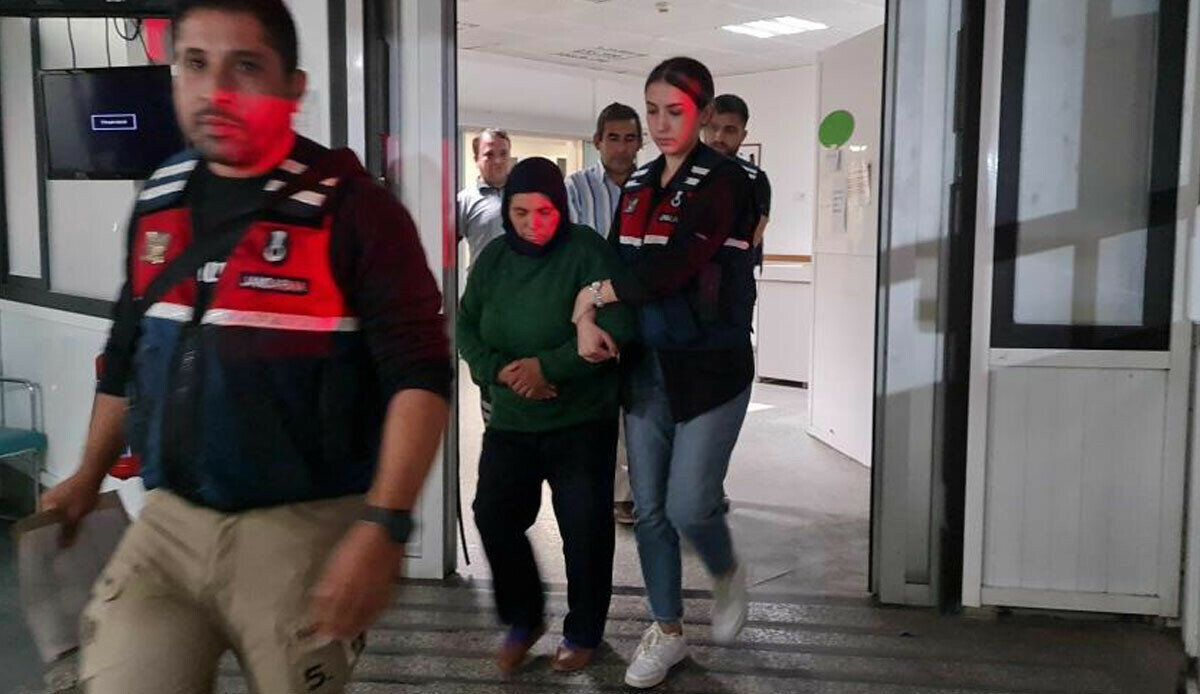 17 yaşındaki Gamze Sakallıoğlu cinayetine ilişkin yeni gelişme: Anne ve babası dahil 9 kişi gözaltında 17 yaşındaki Gamze Sakallıoğlu cinayetine ilişkin yeni gelişme: Anne ve babası dahil 9 kişi gözaltında