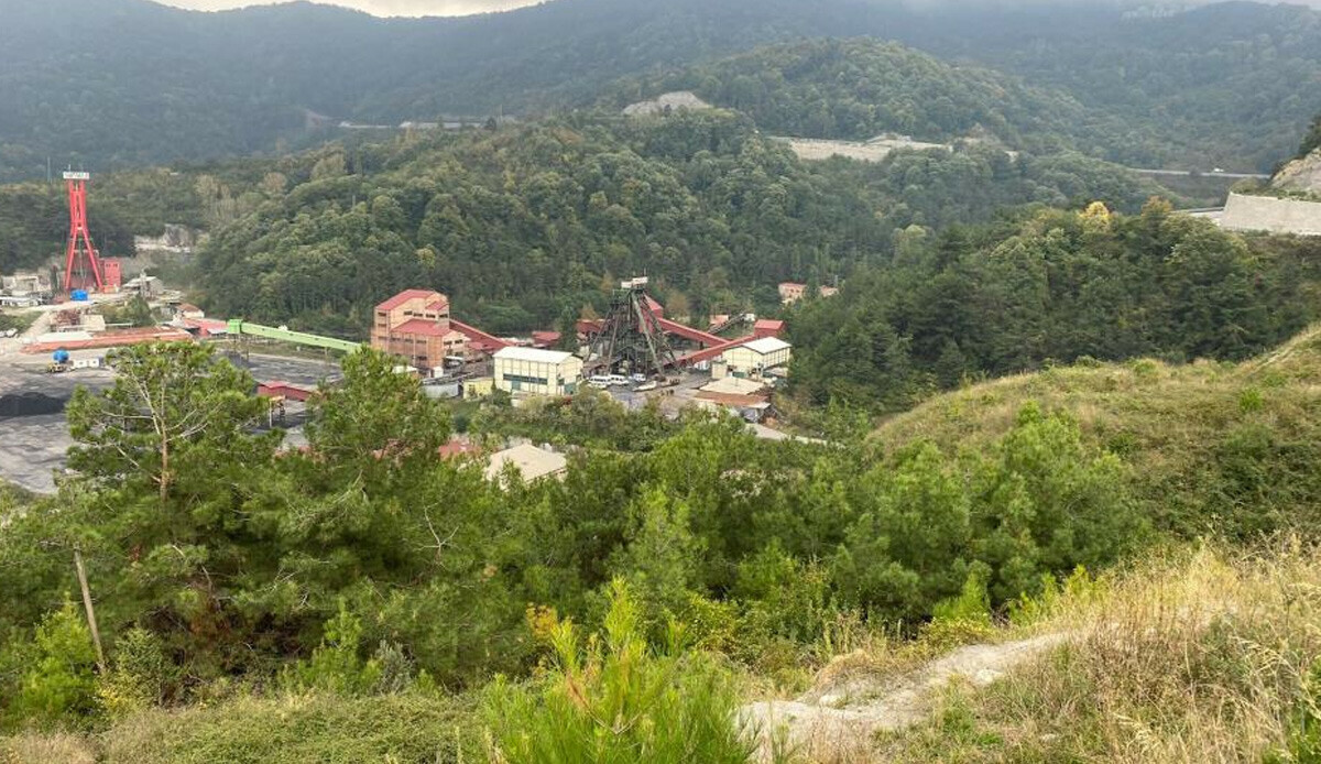 Amasra’da grizu patlaması yaşanan madene 3’üncü baraj kuruluyor Amasra’da grizu patlaması yaşanan madene 3’üncü baraj kuruluyor