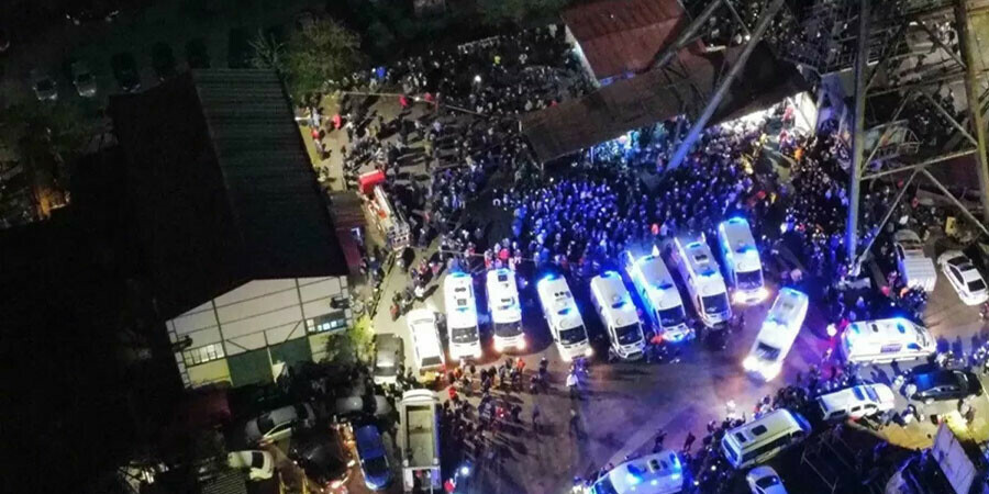 Son dakika: Bartın Cumhuriyet Başsavcılığı açıkladı: Amasra'da maden ocağındaki patlamaya ilişkin 25 şüpheliye gözaltı Son dakika: Bartın Cumhuriyet Başsavcılığı açıkladı: Amasra'da maden ocağındaki patlamaya ilişkin 25 şüpheliye gözaltı
