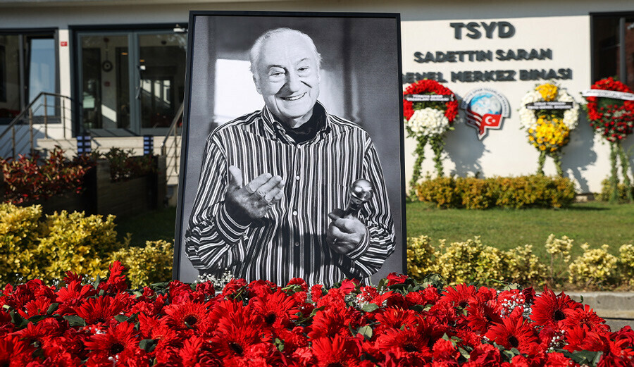 Halit Kıvanç’a veda… Duayen isim son yolculuğuna uğurlandı Halit Kıvanç’a veda… Duayen isim son yolculuğuna uğurlandı