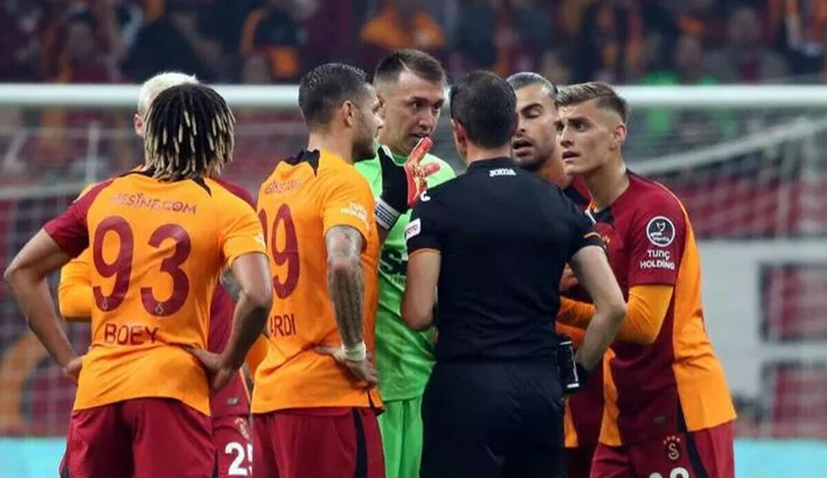 PFDK'dan Galatasaray'a 3 isme ceza PFDK'dan Galatasaray'a 3 isme ceza