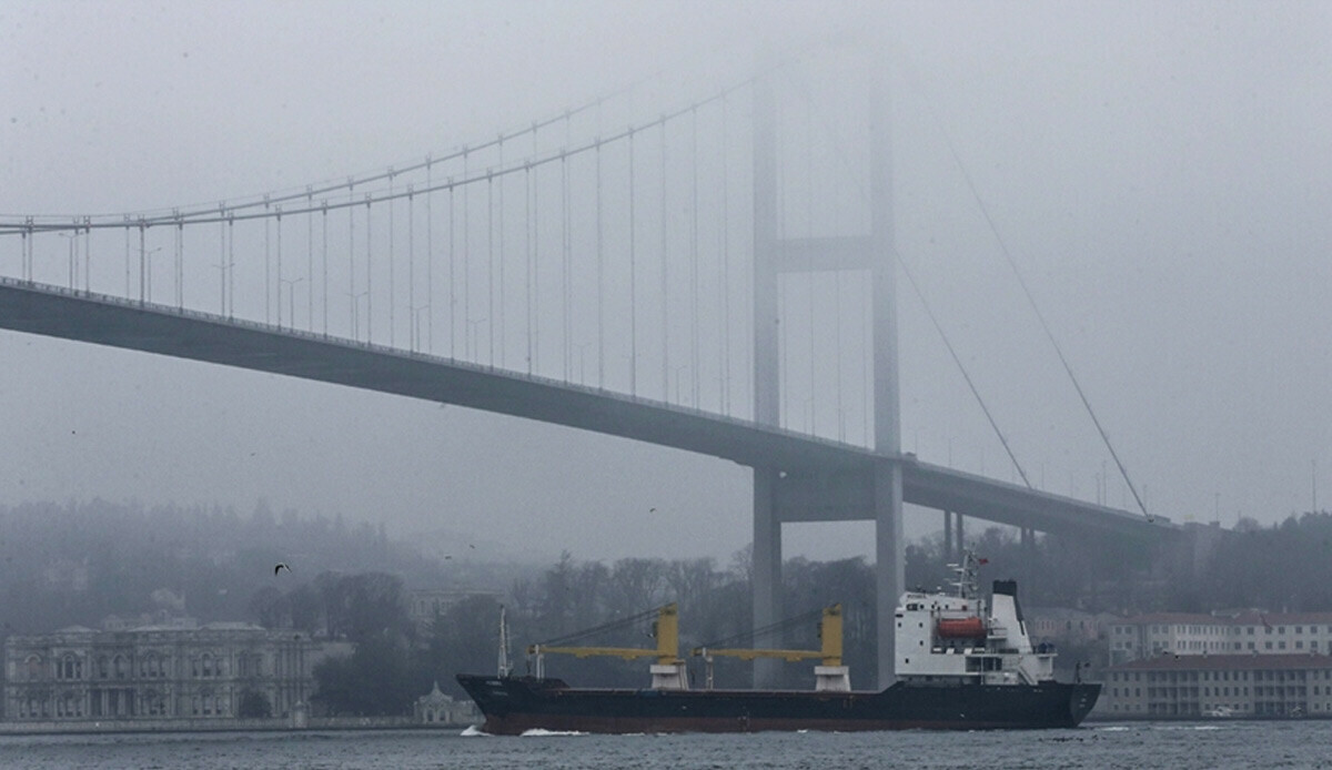 Son dakika: İstanbul Boğazı&#039;nda gemi trafiği askıya alındı