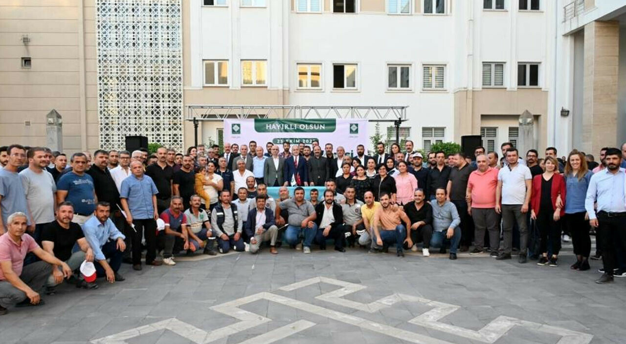 Rekor zamma imza atıldı... En düşük işçi maaşı 10 bin 300 lira oldu!