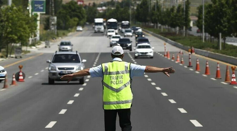 Ankara Valiliği duyurdu: Bugün ve yarın bazı yollar trafiğe kapatılacak