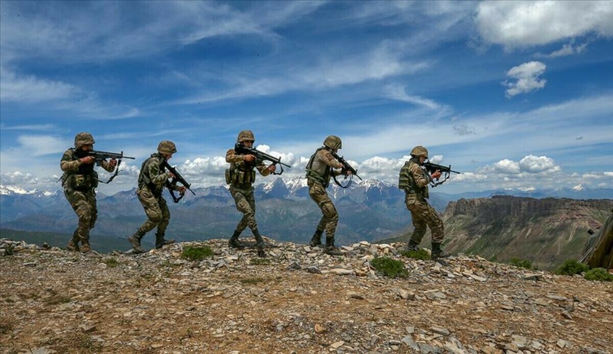 Muş'ta Eren Abluka Sonbahar-Kış-6 Operasyonu başlatıldı Muş'ta Eren Abluka Sonbahar-Kış-6 Operasyonu başlatıldı