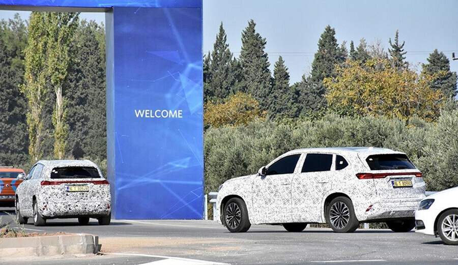 TOGG'u yurt dışında büyükelçiler tanıtacak! İlk parti dünyadaki bayrak taşıyıcılarımıza...